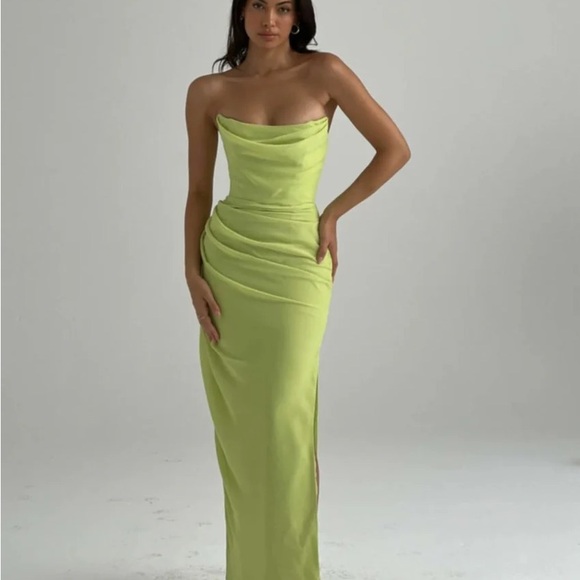 House of CB | Dresses | House Of Cb Adrienne Lime Green Size 68 | Poshmark